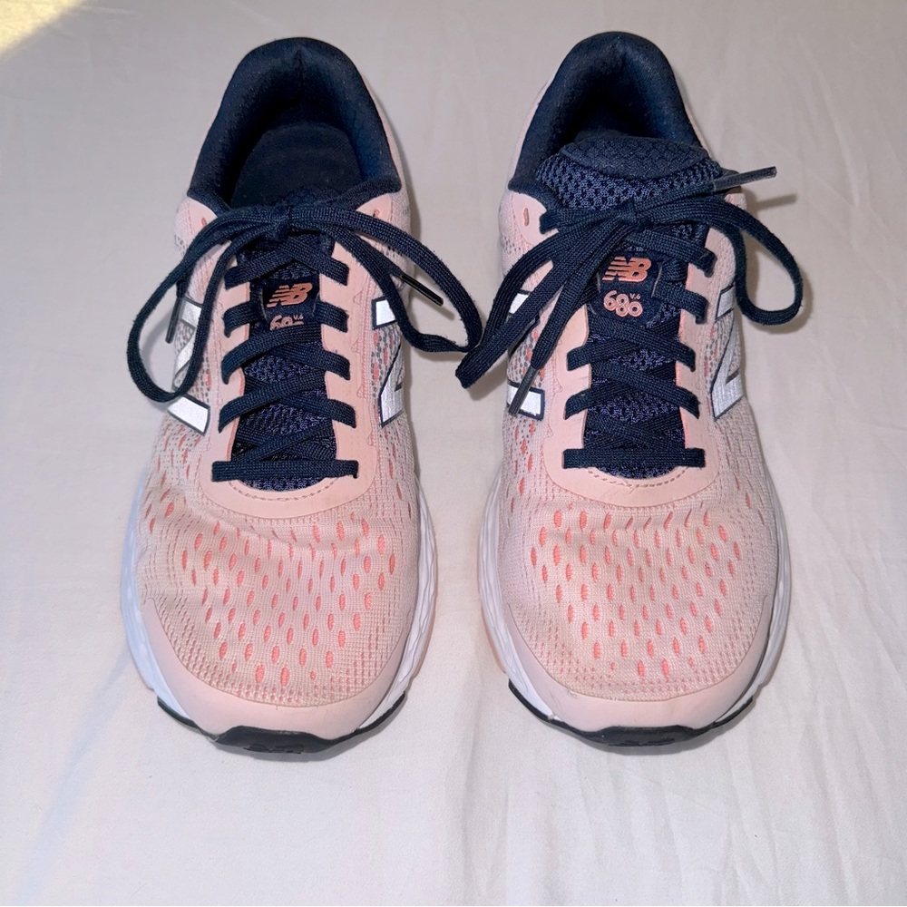 New Balance W680V6 Running shoe